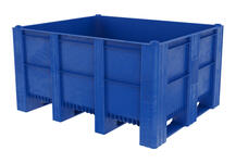 Förvara och återvinn farligt industriavfall flexibelt med Swedebox, som är en robust och återvinningsbar plastcontainer inom industrin.