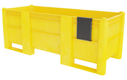 Swedebox plasbehållare förenklar logistiken för farligt avfall och går att få i längre modeller som passar för insamling av långa lysrör.